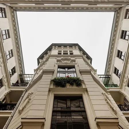 Prestige Danube By Marriott & Fashion Street Апартаменты *